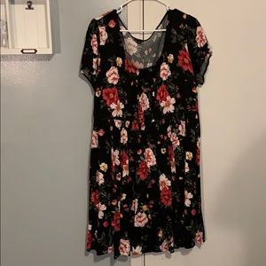 Short sleeve floral dress